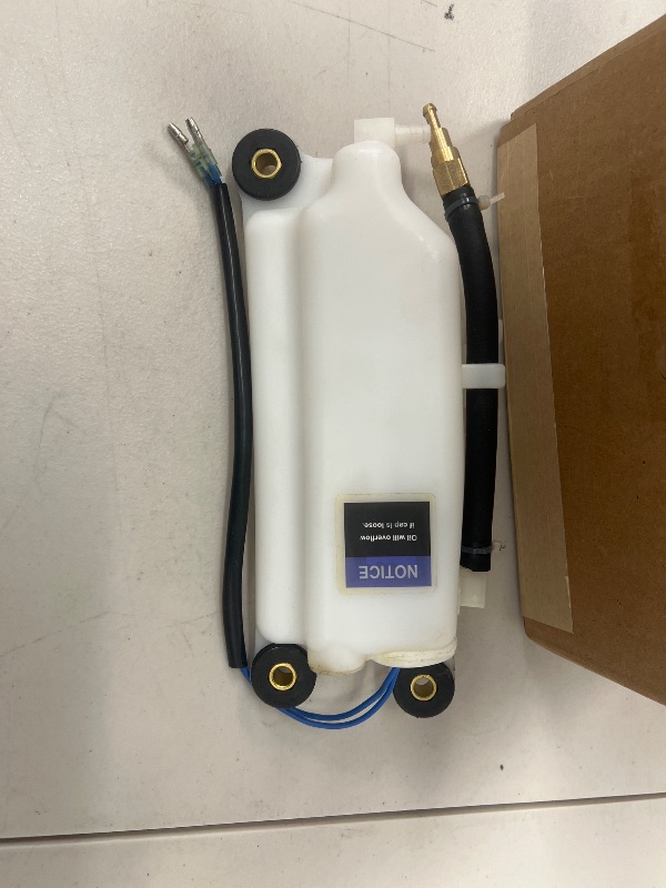 Photo 1 of Outboards Oil Tank Reservoir Assy, Fits for Mercury 110 135 150 175 200 225 240 HP (2000-2014), Replace for Mercury parts 1200-8M0063190, 833069T9,833069T6 Outboards Reservoir-Oil Capacity -2.5L