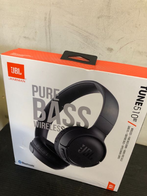 Photo 1 of JBL Tune 510BT - Bluetooth headphones with up to 40 hours battery, microphone for call, foldable and comfortable, Android and iOs compatible (Black)