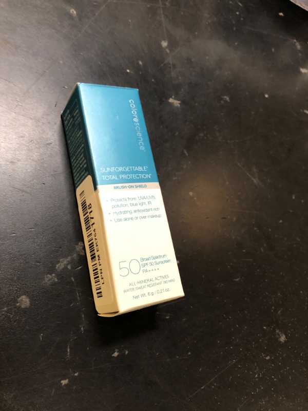 Photo 1 of Colorescience Brush-On Sunscreen Mineral Powder for Sensitive Skin, Fair 1 Count (Pack of 1)