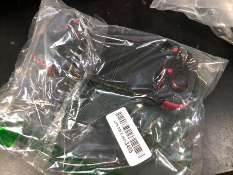 Photo 1 of Megadream Mobile Game Controller Gamepad for iPhone iOS Android PC: Works with iPhone 16/15/14/13/12/11, iPad, Samsung Galaxy, TCL, Tablet, Call of Duty, Diablo Immortal - Directly Play (Black)