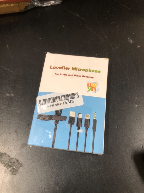 Photo 1 of UDEE Microphone Lavalier Microphone Type-c Phone Microphone with Listening Interface Mini Portable for Live, Interview, Meeting and Other Scenarios