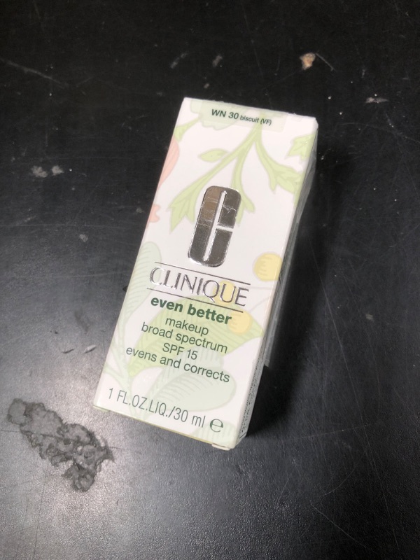 Photo 1 of Clinique Even Better Makeup Foundation Broad Spectrum SPF 15 | Medium Coverage + Natural Finish | With Vitamin C | Evens Skin Tone + Reduces Dark Spots, Biscuit, 1 Fl Oz