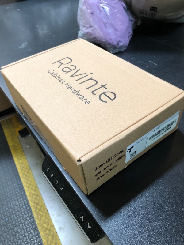 Photo 1 of Ravinte 50 Pack 25 Pairs Semi-Overlay 1/2 inch Self-Closing Face Frame Cabinet Hinges Matte Black Half Wrap-Around Kitchen Cabinet Door Hinges Face Mount Cabinet Hardware