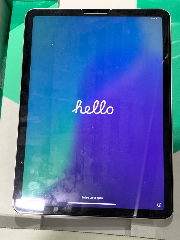 Photo 1 of Apple iPad Air 5th Gen. (10.9-inch, Wi-Fi, 64GB) 2022 - Pink (Renewed Premium)