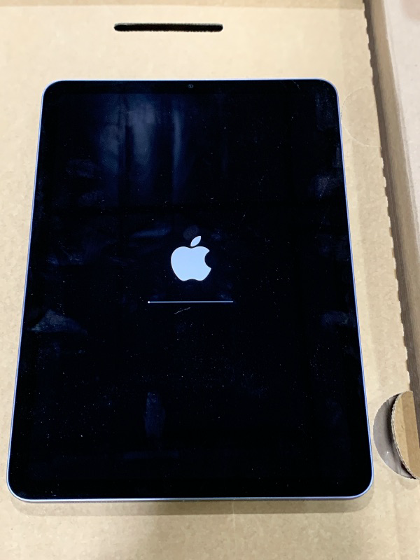 Photo 1 of Apple Early 2022 iPad Air, 10.9-inch, Wi Fi, 64GB, Purple (Renewed)