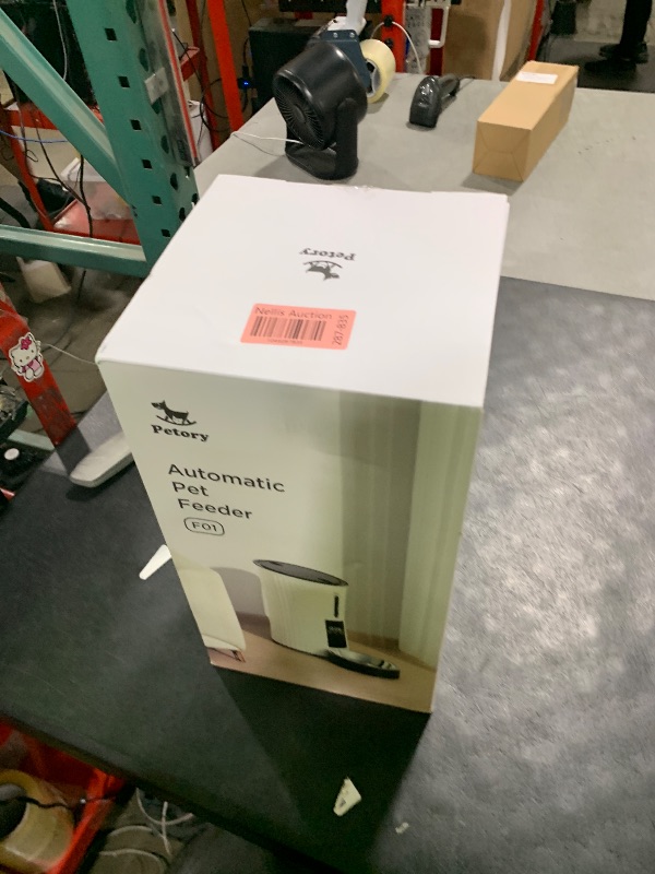 Photo 1 of Petory Timed Automatic Cat Feeders - 4L Programable Dry Food Dispenser for Cats and Small Medium Dogs 6 Meals with Desiccant Bag Dual Power Supply 10S Voice Recorder