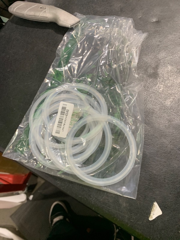 Photo 1 of 10 Pcs QiiMii White Silicon Tri clamp Gasket for Tri Clover Fittings 4"?4 INCH)