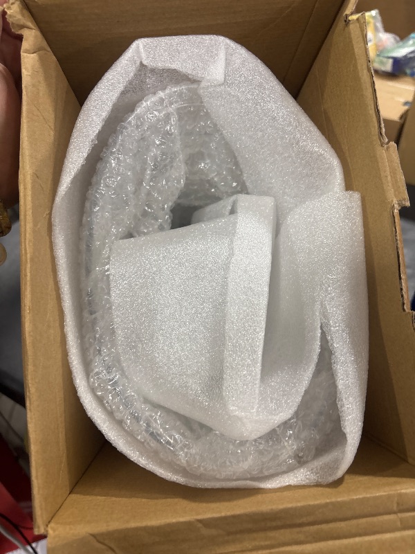 Photo 1 of Umigy 4 Pcs LED Ice Buckets 2l Clear Plastic Beer Buckets with LED Light RGB Colors Changing Cooler Ice Container with Stand for Party Home Bar Ktv Clubs