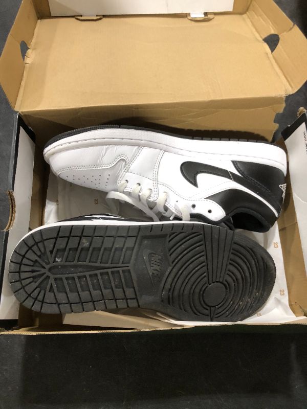 Photo 1 of Air Jordan 1 Low Men's Shoes (553558-132,White/Black-White) Size 9.5