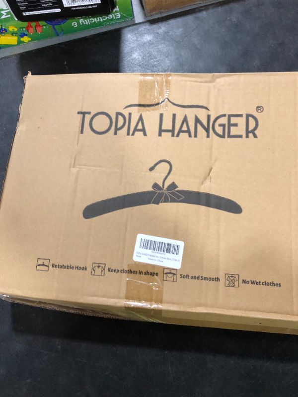Photo 1 of TOPIA HANGER Padded Hangers for Women Clothing,17-inch Satin Hangers 10 Pack Thick Foam Padded No Shoulder Bump for Sweaters, Coat, Blouses, Dresses-Black, CT18B-10