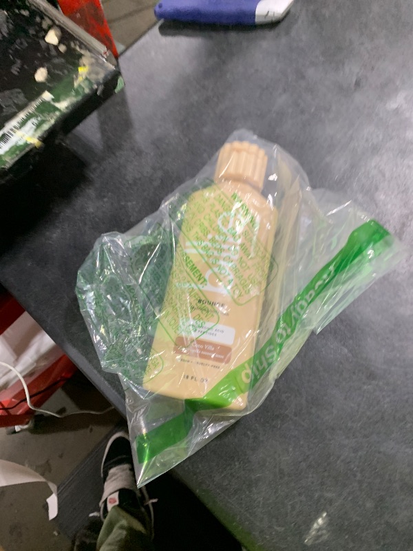 Photo 1 of Billie Bounce Hydrating Womens Body Wash, 18 fl oz, Creamy Vanilla Cedar Scent, Vegan, Cruelty Free