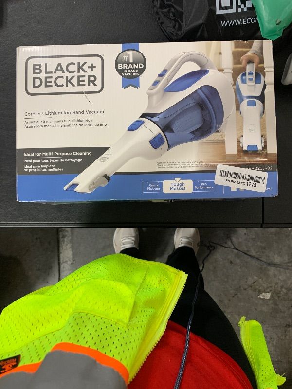 Photo 1 of No charging cable for system-----------------------------------------BLACK+DECKER dustbuster Handheld Vacuum, Cordless Car Vacuum Portable 12V, with Rotating and Extendable Nozzle (HHVI320JR02)