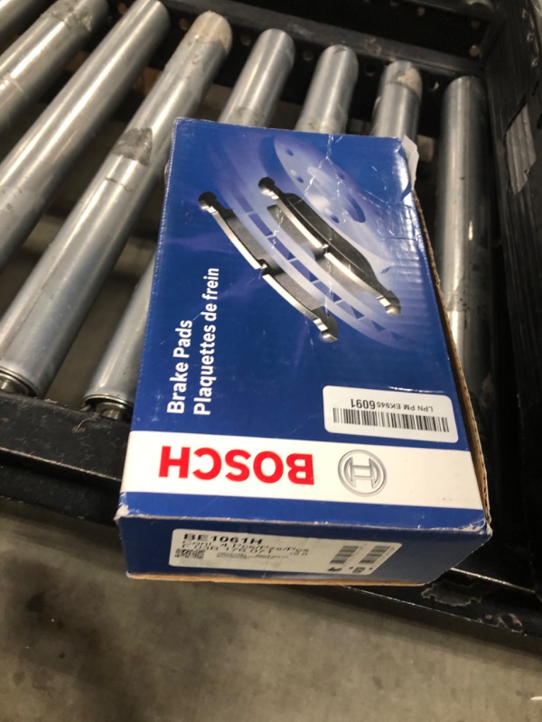 Photo 1 of BOSCH BE1061H Blue Semi-Metallic Disc Brake Pad Set With Hardware - Compatible With Select BMW 323i, 325i, 325xi, 328i, 328xi, 330i, 330xi, 335xi, 525i, X1, Z4; FRONT