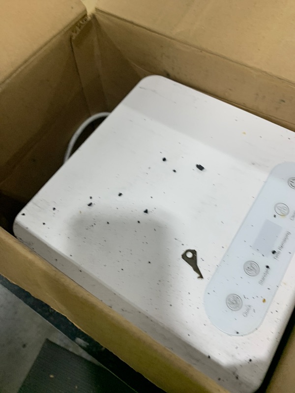 Photo 1 of 3L Compact Electric Composter for Kitchen, Odorless Smart Compost Bin, Self-Cleaning & Digital Display - Fast 4-6H Food Waste to Fertilizer Conversion for Outdoor Use