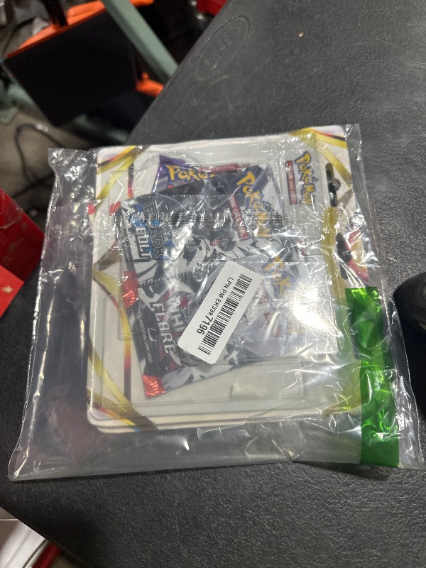Photo 1 of Pokemon TCG: Scarlet & Violet - Paldean Fates Booster Bundle