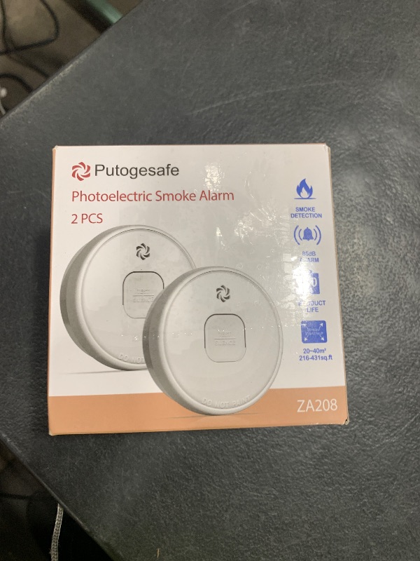 Photo 1 of Putogesafe Smoke Detector, 10-Year Smoke Alarm with Photoelectric Sensor and Built-in 3V Lithum Battery, Fire Alarm with Test Button and Low Battery Warning, Fire Safety for Home, 2 Pack