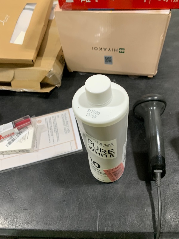 Photo 1 of Clairol Professional Pure White 10 volume Crème Developer, 16 oz