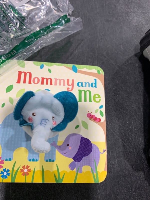 Photo 1 of Mommy and Me - Finger Puppet Board Book for babies and toddlers, new moms, baby shower or Mother's Day gifts (Finger Puppet Book