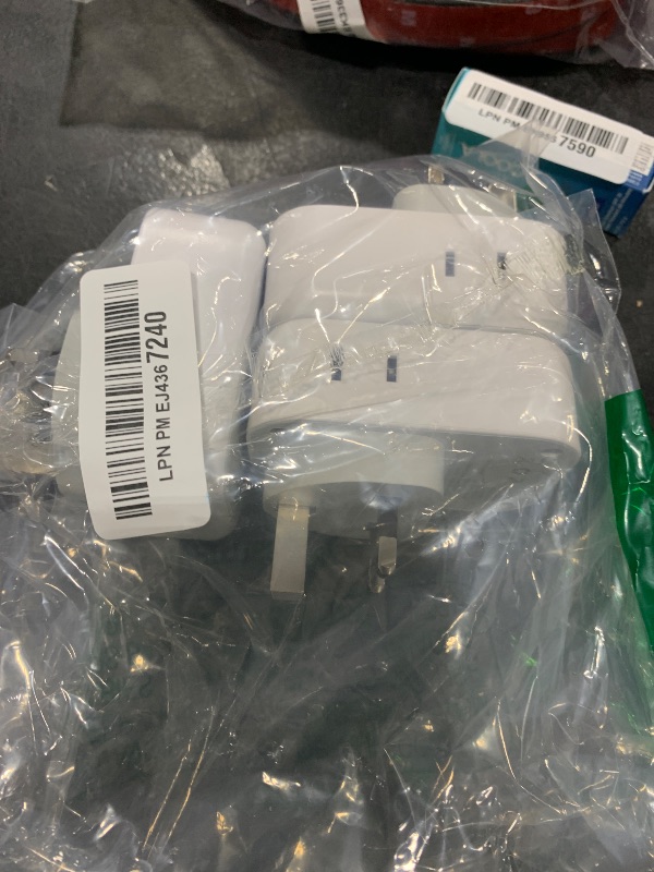 Photo 1 of US to UK Plug Adapter 3 Pack, TESSAN Type G Adapter for Travel with 4 Outlets 3 USB Charger(1 USB C), Ireland Power Adaptor for USA to England London Scotland Dubai Singapore Hong Kong Qatar