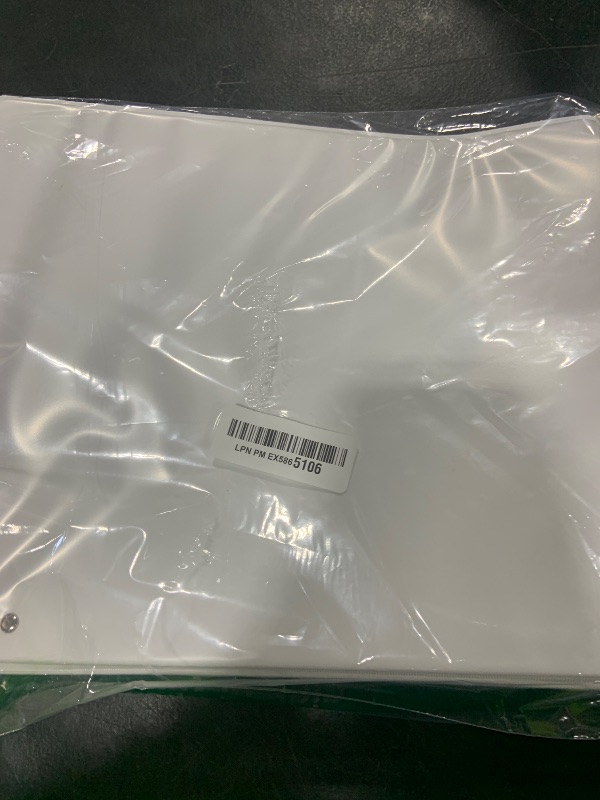 Photo 1 of Amazon Basics 3-Ring Binder, 1-Inch - White 1 Pack