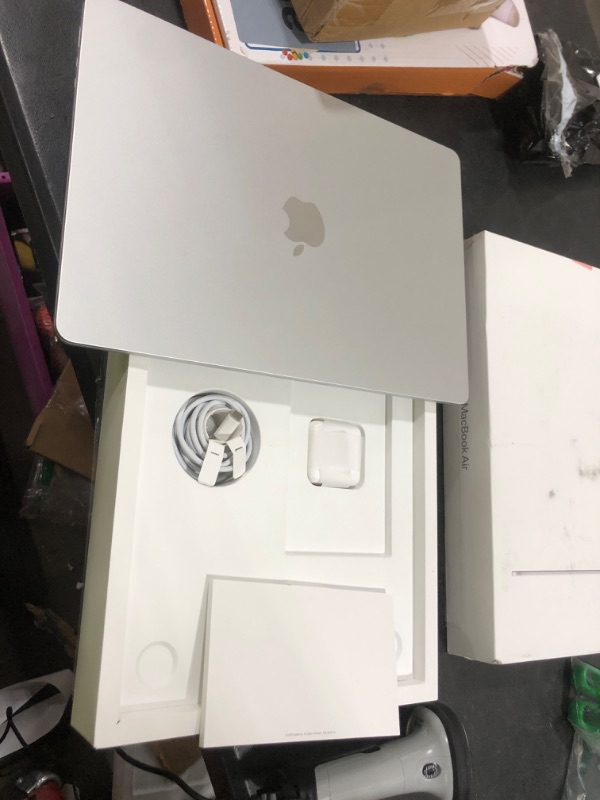 Photo 1 of Apple 2025 MacBook Air 15-inch Laptop with M4 chip: Built for Apple Intelligence, 15.3-inch Liquid Retina Display, 24GB Unified Memory, 512GB SSD Storage, 12MP Center Stage Camera, Touch ID; Silver