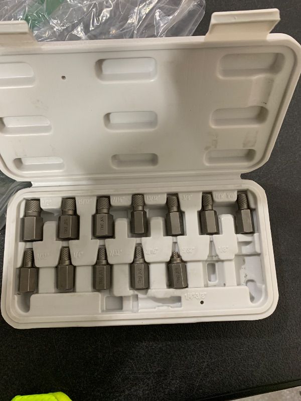 Photo 1 of toolant 15pcs Impact Screw Extractor Set, Bolt & Nut Remover Socket Tool Kit, Stripped Bolt Extractor for Damaged Screws and Bolts