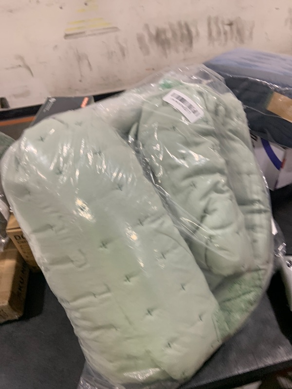 Photo 1 of WDCOZY Sage Green Queen Size Quilts Bedding Sets with 2 Pillow Shams, Lightweight Soft Bedspread Coverlet, Quilted Blanket Thin Comforter Bed Cover for All Season, 3 Pieces, 90x90 inches