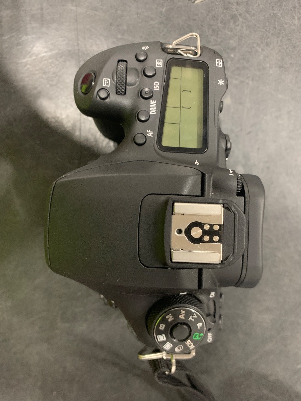 Photo 1 of CANON - EOS 90D 343055002256 Megapixel, 4K UHD Video DSLR Camera ( BODY ONLY) with battery charger

