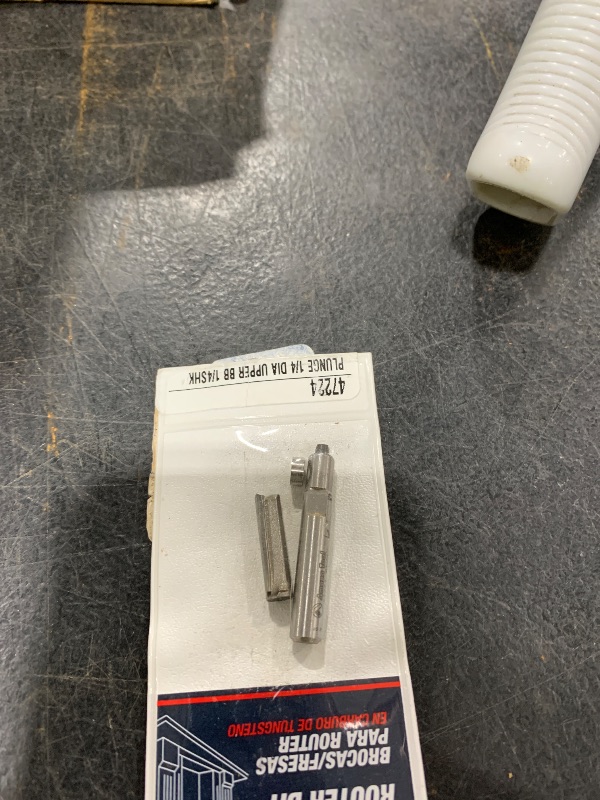 Photo 1 of Amana Tool - 47224 Miniature Flush Trim Plunge Template 1/4 Dia x 3/4 x 1/4" Shank Car