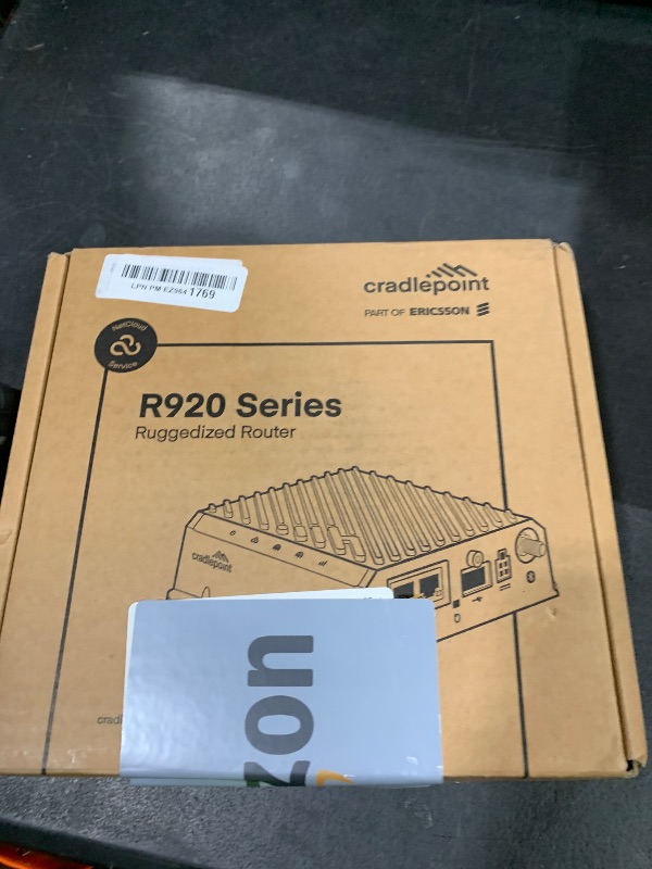 Photo 1 of 3-yr NetCloud Mobile Essentials Plan and R920 Router with WiFi (300Mbps Modem), no AC Power Supply or Antennas, North America