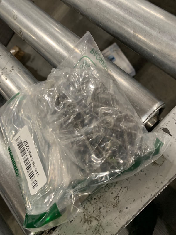 Photo 1 of #8 x 1-1/2" Sheet Metal Screws 250PCS 410 Stainless Steel Truss Head Fast Self Tapping Screws by SG TZH