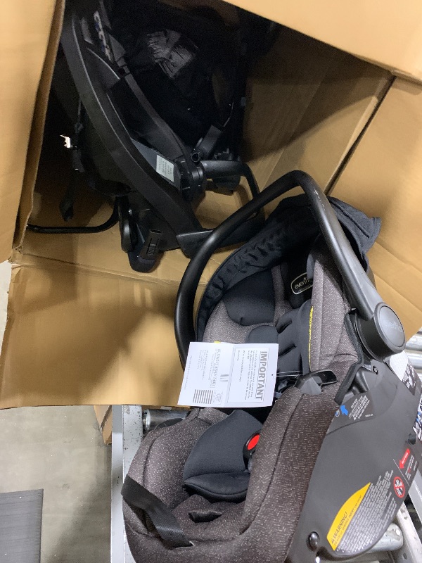 Photo 1 of BABY CARSEAT STROLLER COMBO 
