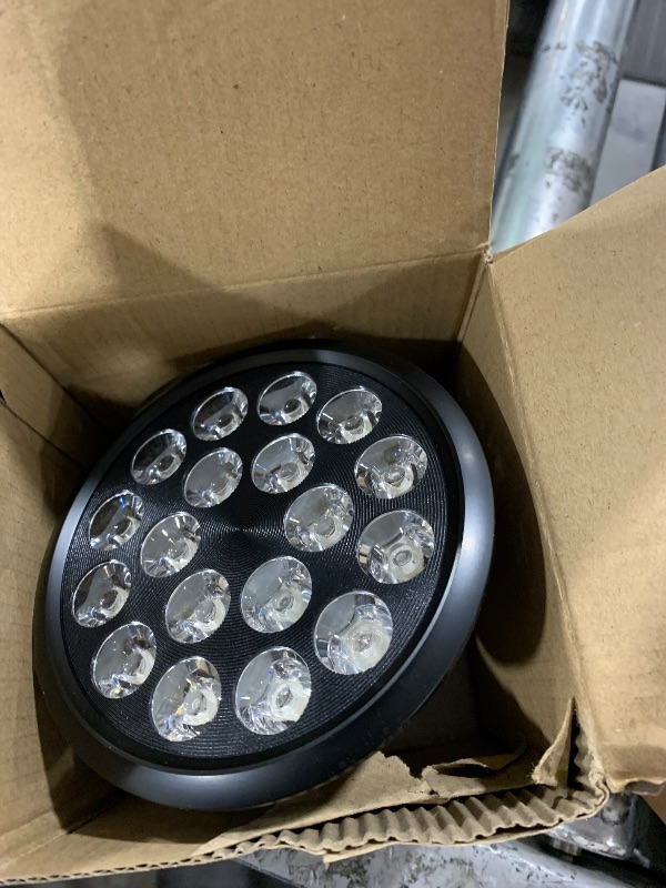 Photo 1 of LED LIGHT BULB