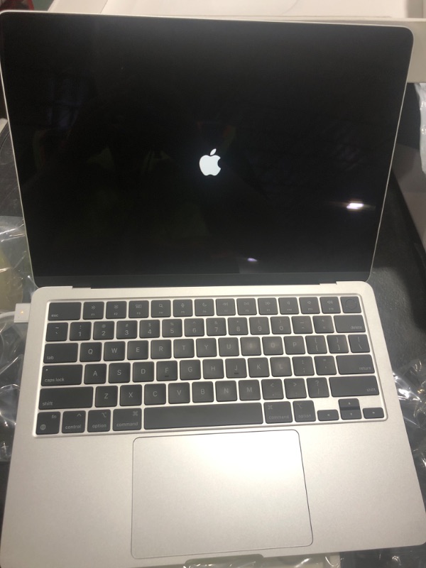 Photo 1 of Apple 2024 MacBook Air 13-inch Laptop with M3 chip: Built for Apple Intelligence, 13.6-inch Liquid Retina Display, 24GB Unified Memory, 512GB SSD Storage, Backlit Keyboard, Touch ID; Silver