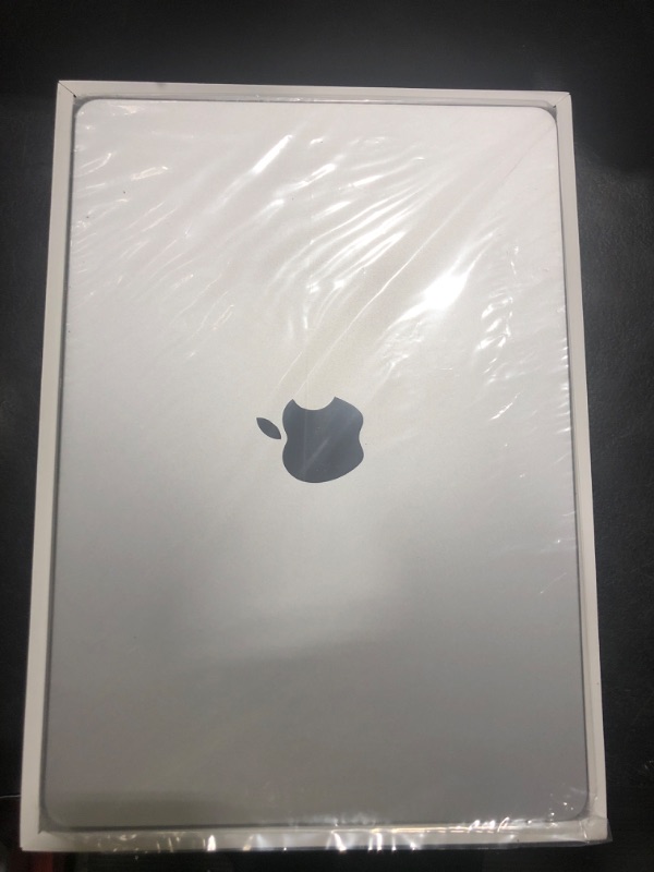 Photo 1 of Apple 2024 MacBook Air 13-inch Laptop with M3 chip: Built for Apple Intelligence, 13.6-inch Liquid Retina Display, 24GB Unified Memory, 512GB SSD Storage, Backlit Keyboard, Touch ID; Silver