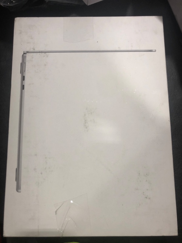 Photo 1 of Apple 2024 MacBook Air 13-inch Laptop with M3 chip: Built for Apple Intelligence, 13.6-inch Liquid Retina Display, 24GB Unified Memory, 512GB SSD Storage, Backlit Keyboard, Touch ID; Silver