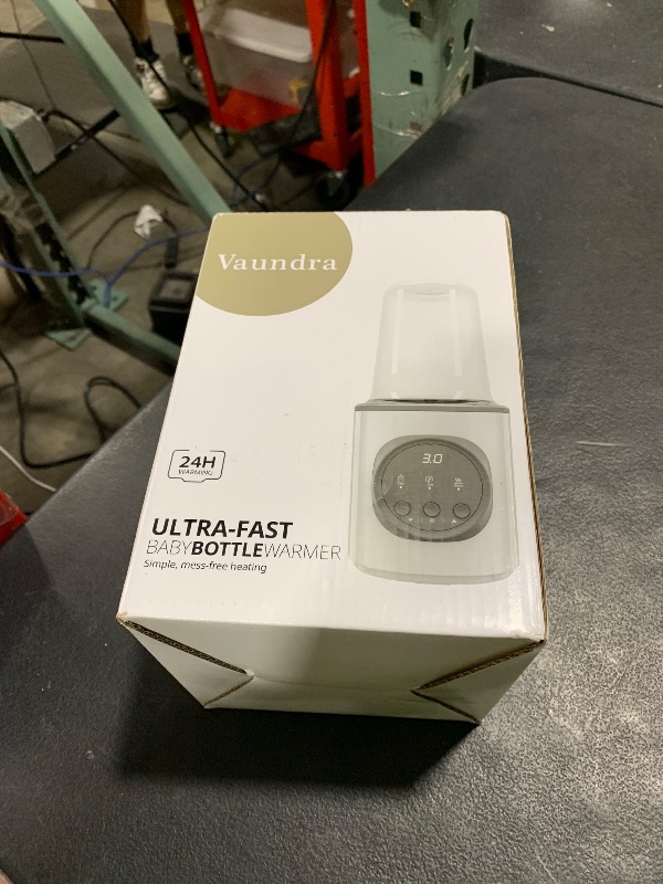 Photo 1 of Vaundra Fast Baby Bottle Warmer for Breastmilk and Formula 120V