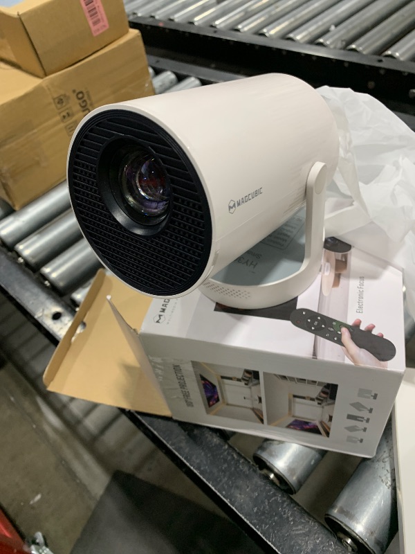 Photo 1 of ?Electric Focus?Magcubic Mini Projector 4K Support, Portable Projector with WiFi 6 and Bluetooth 5.4, Smart Proyector, 5W Soundbase Speaker, 180° Rotation for Home Theater HY300 Ultra