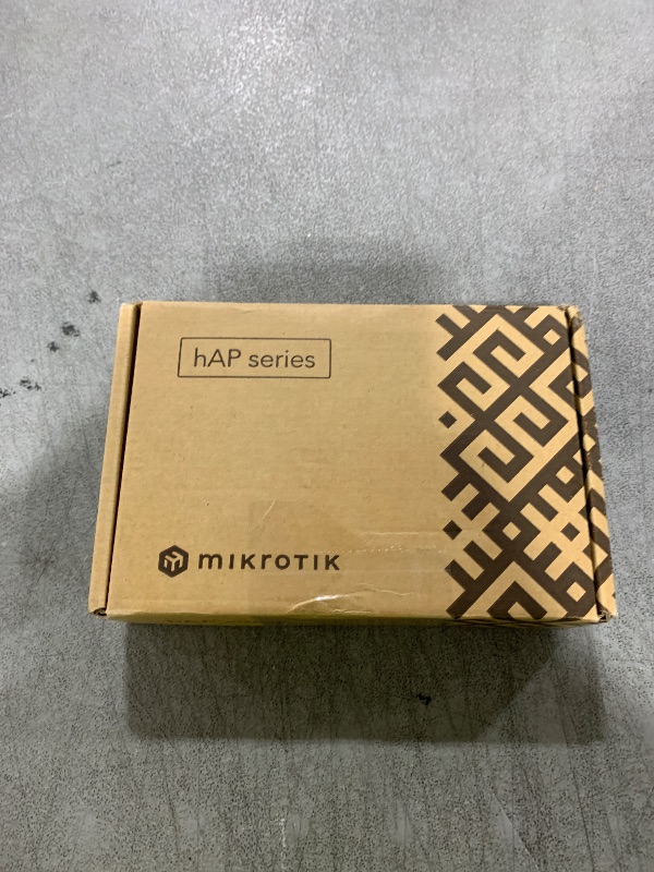 Photo 1 of MikroTik C53UiG+5HPaxD2HPaxD, IPQ-6010, 2.4/5 GHz, W127080453 (IPQ-6010, 2.4/5 GHz, 802.11a/n/ac/ax, 1200 Mbit/s, USB 3.0 Type A)