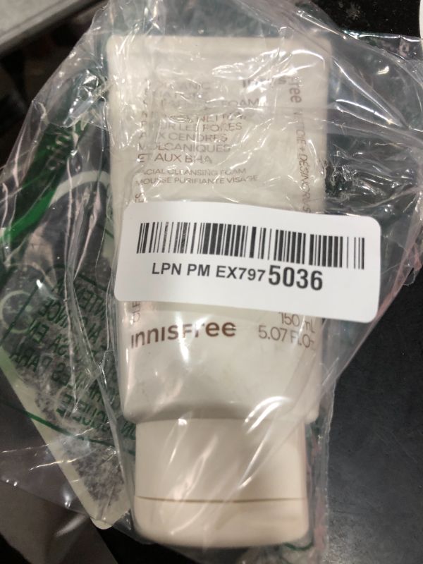 Photo 1 of innisfree Volcanic BHA Pore Cleansing Foam, Korean Face Wash with Salicylic Acid, Oil Control, Deep Clean, Pore Care, Sulfate-Free Formula