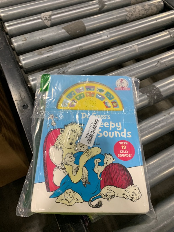 Photo 1 of Dr. Seuss's Sleepy Sounds with 12 Silly Sounds!: An Interactive Read and Listen Book (Dr. Seuss Sound Board Books)