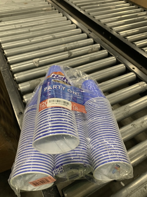 Photo 1 of Hefty Party On Disposable Plastic Cups, Marine Blue, 18 Ounce, 120 Count