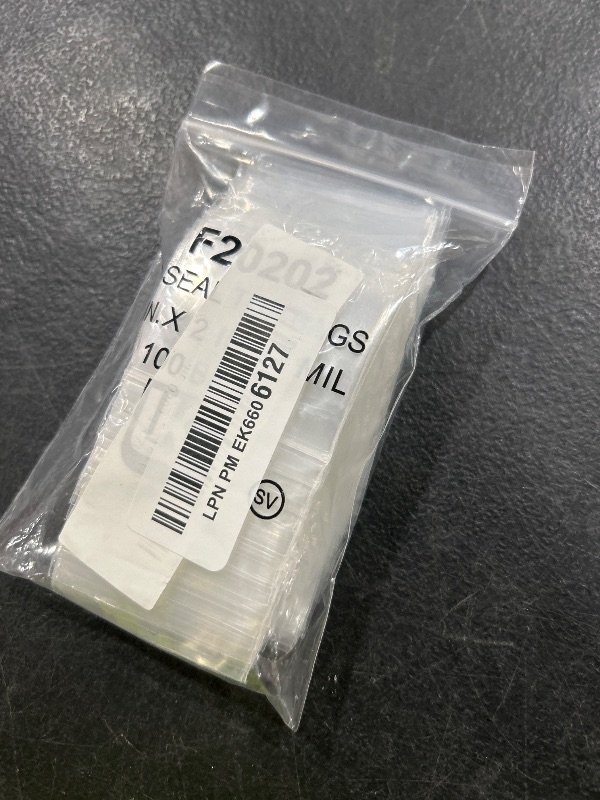 Photo 1 of 100pc Self Locking 2 x 2 Plastic Bags 2mm Thick All Purpose Storage Baggies