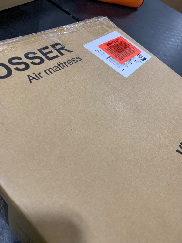 Photo 1 of VOSSER Air Mattress Twin with Built in Pump,18” Raised Blow Up Mattress,Inflatable Mattress in 2 Mins,Single Twin Size Air Mattress for Home,Floor&Camping, Air Bed for Adults,330LB Max,Black