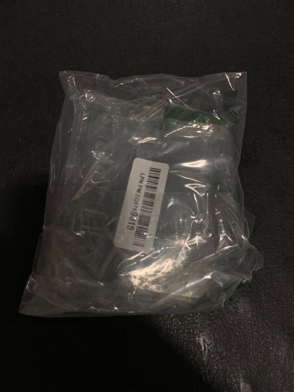 Photo 1 of Western Digital 500GB WD Red SA500 NAS 3D NAND Internal SSD - SATA III 6 Gb/s, M.2 2280, Up to 560 MB/s - WDS500G1R0B