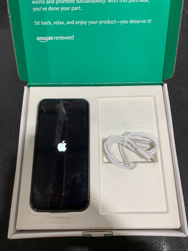 Photo 1 of Apple iPhone 15 Pro Max, 1TB, Black Titanium - Unlocked (Renewed Premium)