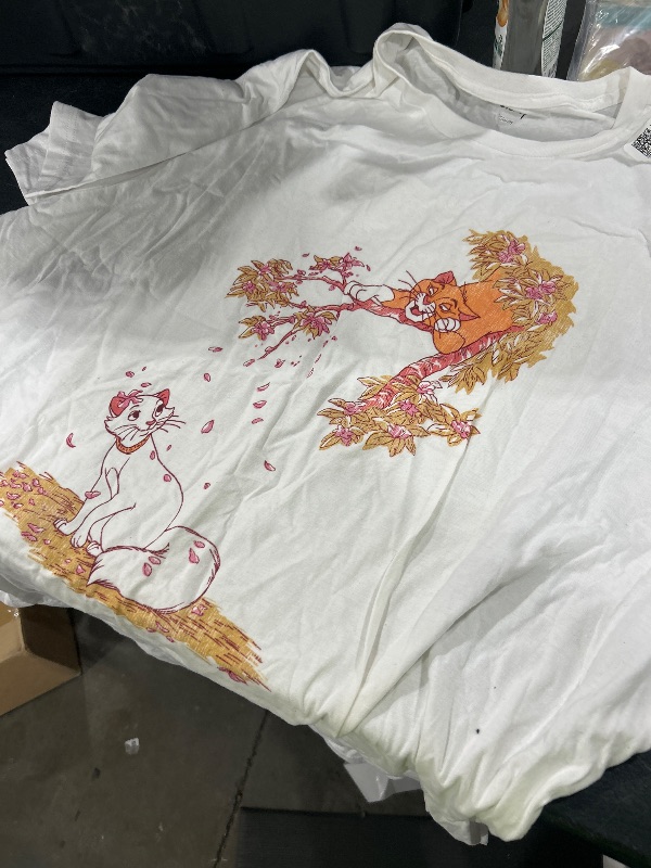 Photo 1 of WOMENS DISNEY SHIRT 3XL 