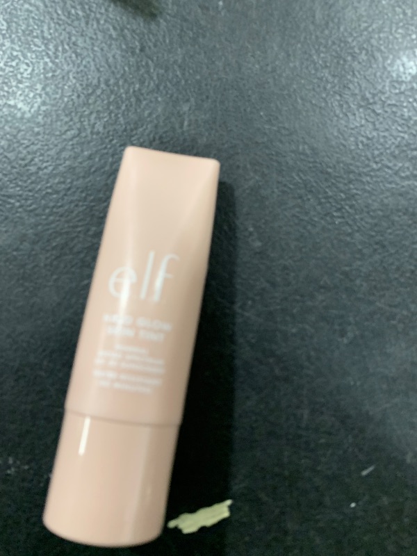Photo 1 of elf hollow skin tint 