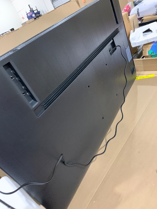 Photo 1 of Samsung 50-Inch Class QLED Q7F Series Samsung Vision AI Smart TV (2025 Model, 50Q7F) Quantum HDR, Object Tracking Sound Lite, Q4 AI Gen1 Processor, 4K upscaling, Gaming Hub, Alexa Built-in FOR PARTS ONLY