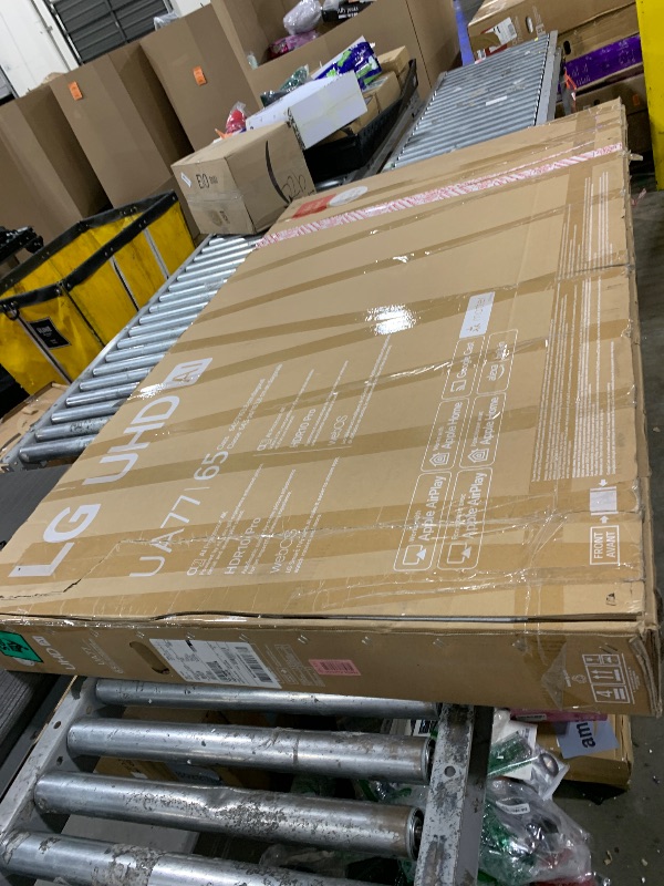 Photo 1 of LG 65UA7700P 65 inch Class UA77 Series LED AI 4K Smart webOS TV (2025) FOR PARTS ONLY